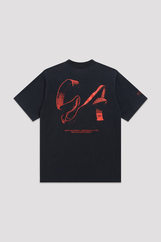 T-shirt red belt